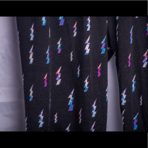 Lightening bolt leggings - Picture 2 of 3